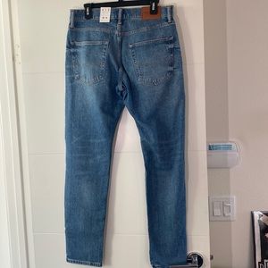 Lucky Brand Jeans - 412 Athletic Slim 31x32
